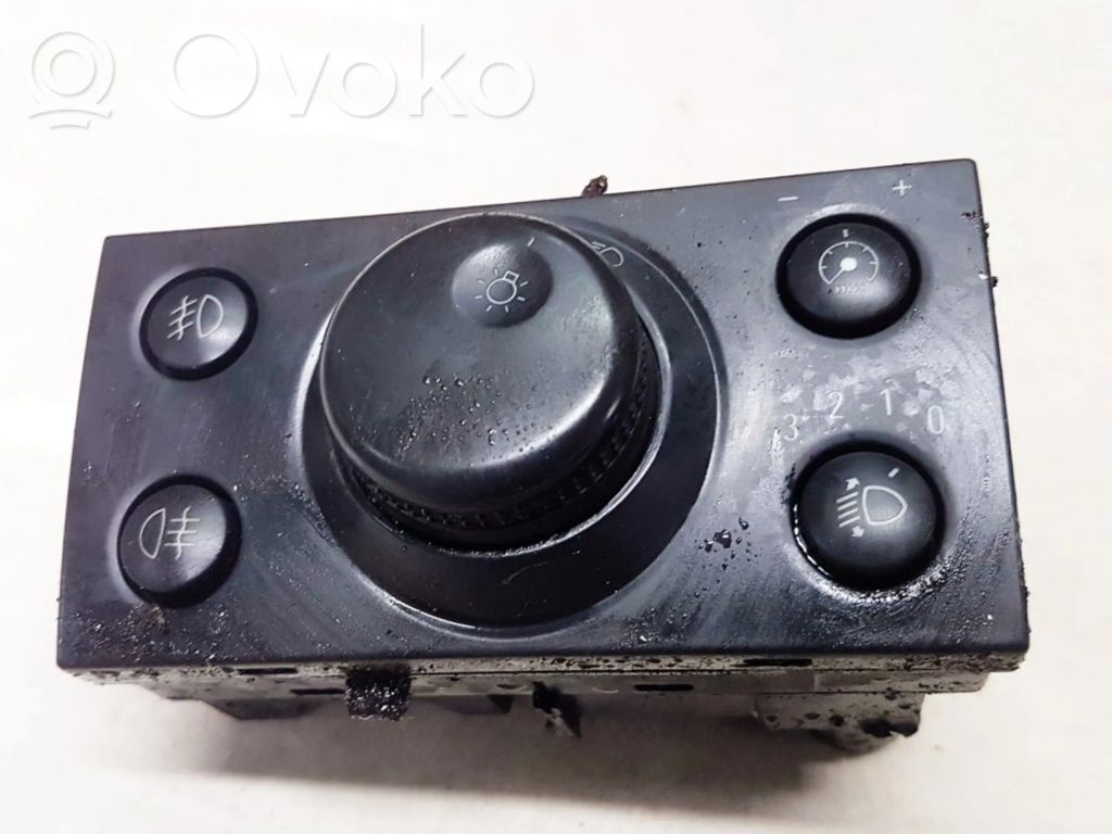 Interruptor de luz   9185881,LK04060000,9185881,LK04060000