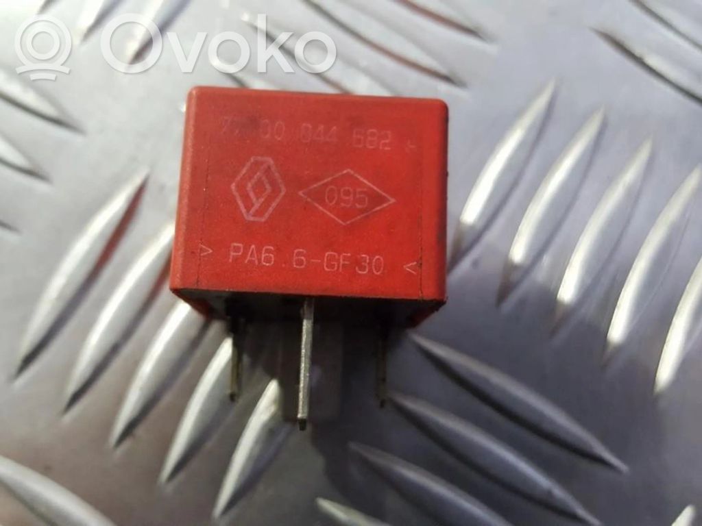 Opel Vivaro Otros relés 