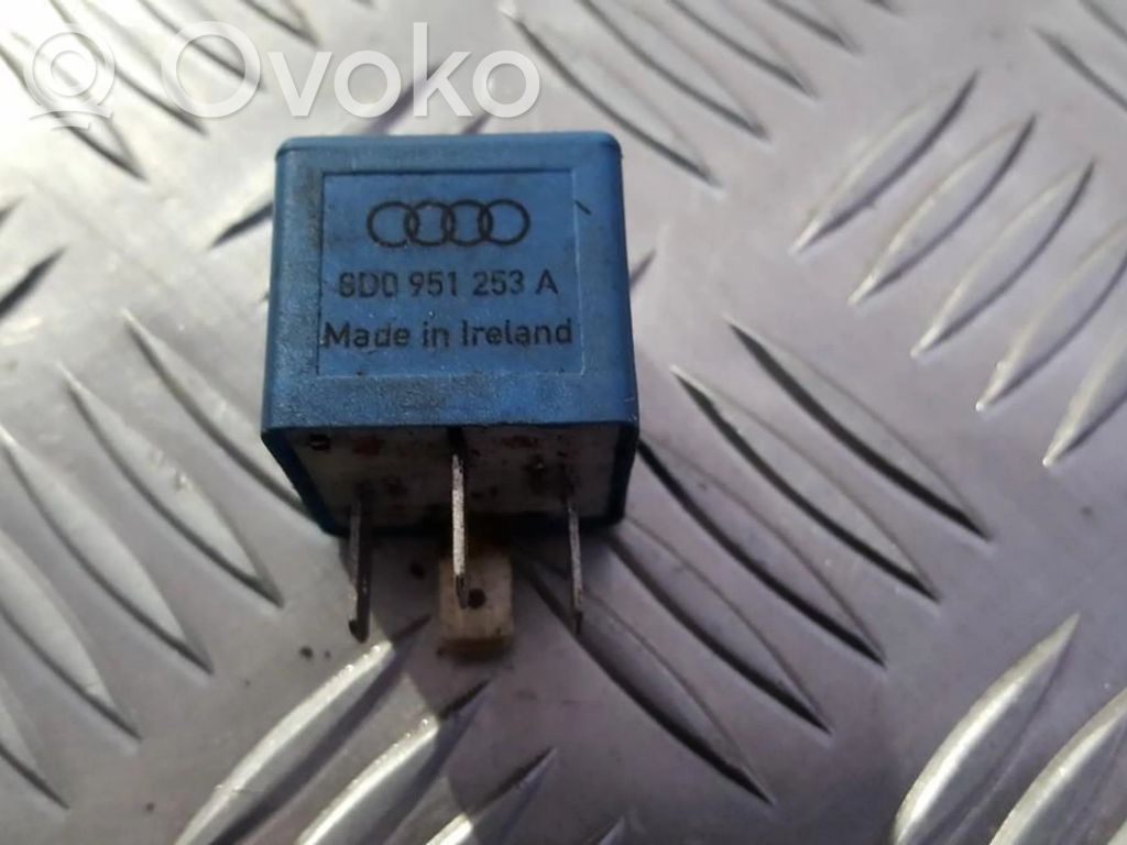 Altri relè   8D0951253A,899313000,899313000,8D0951253A