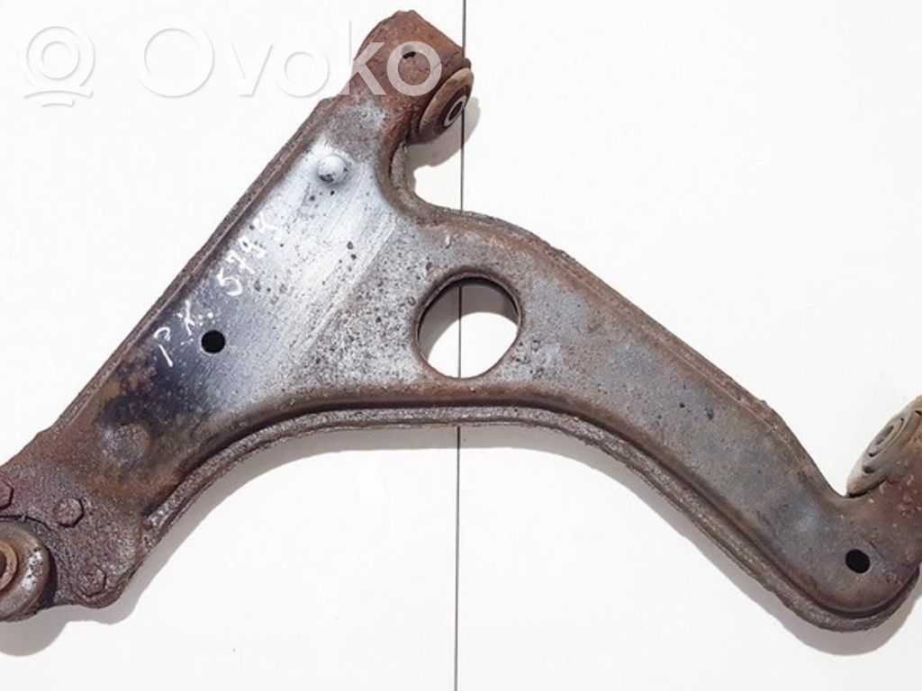 Opel Vectra B Basculă inferioară față 