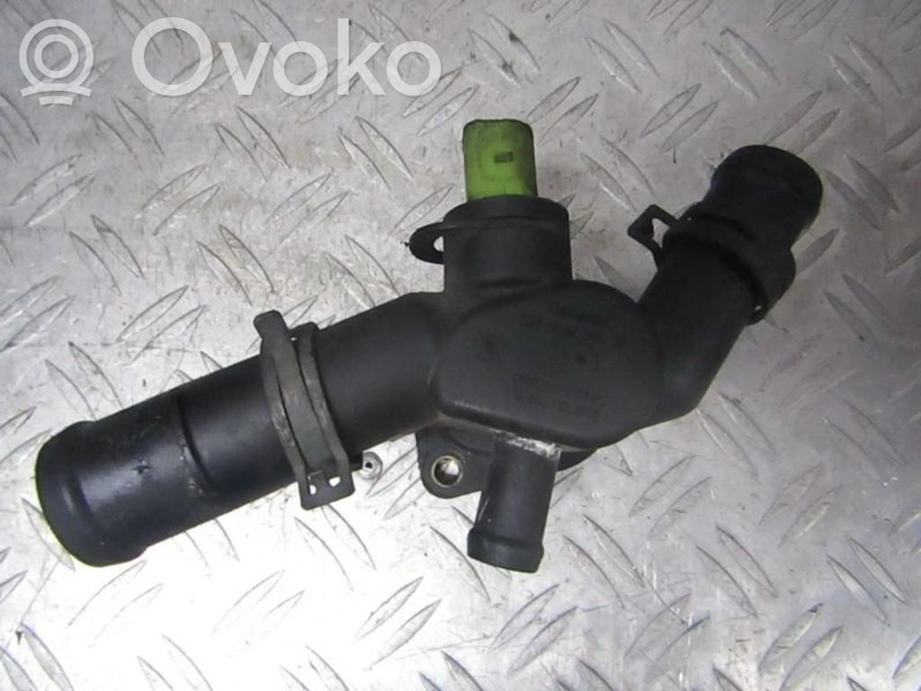 Volkswagen Golf IV Tubo flessibile del liquido di raffreddamento del motore 