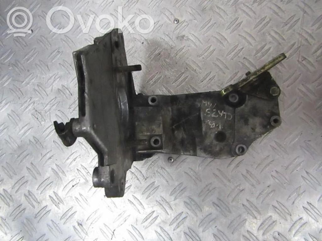 Engine mounting bracket   22410669,22410669,22410669,22410669,305699