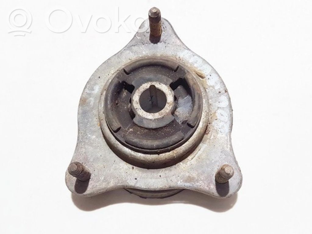 Saab 900 Coil spring mount 