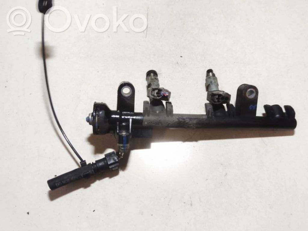 Toyota Yaris Listwa wtryskowa 