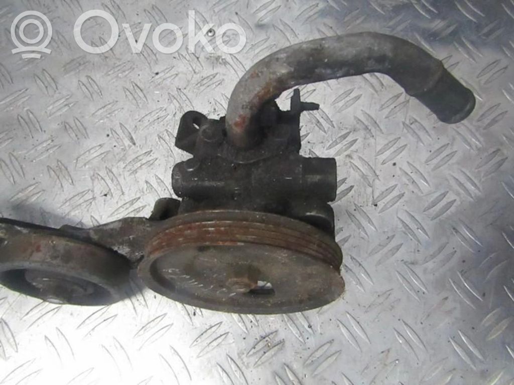 Mazda Xedos 6 Ohjaustehostimen pumppu 