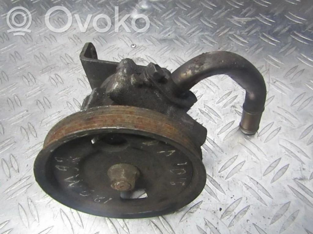Mazda Xedos 6 Ohjaustehostimen pumppu 