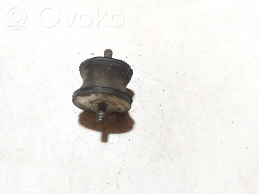 BMW 5 E39 Suport tampon motor 