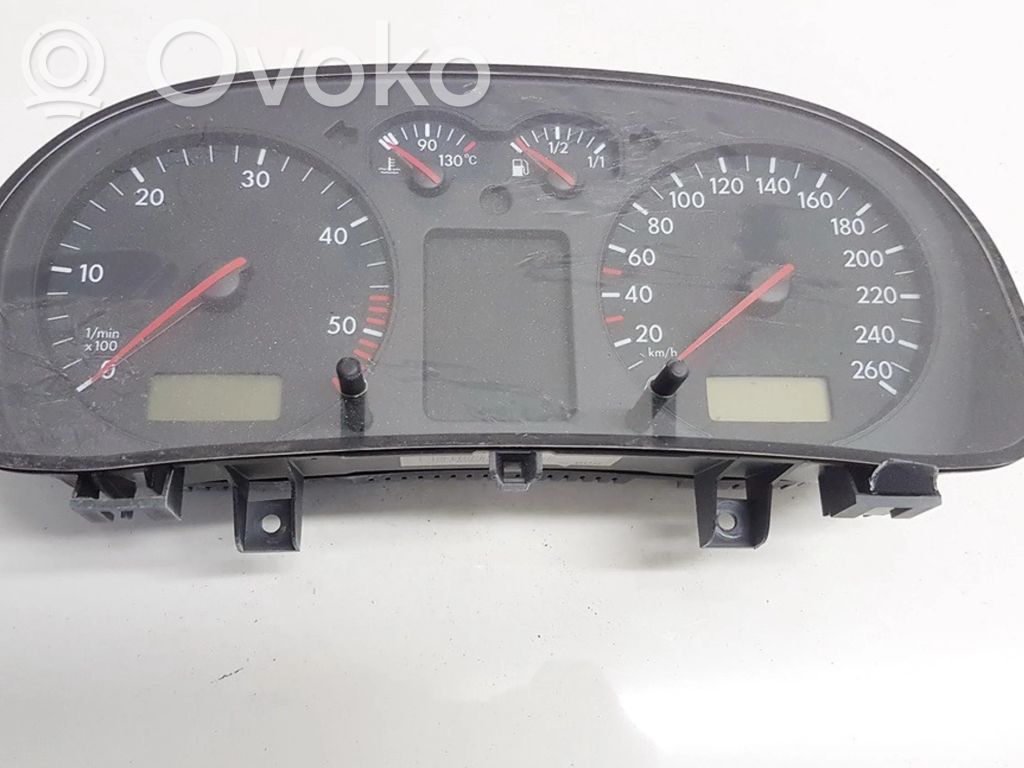 Volkswagen Bora Vitezometru (grup de instrumente) 