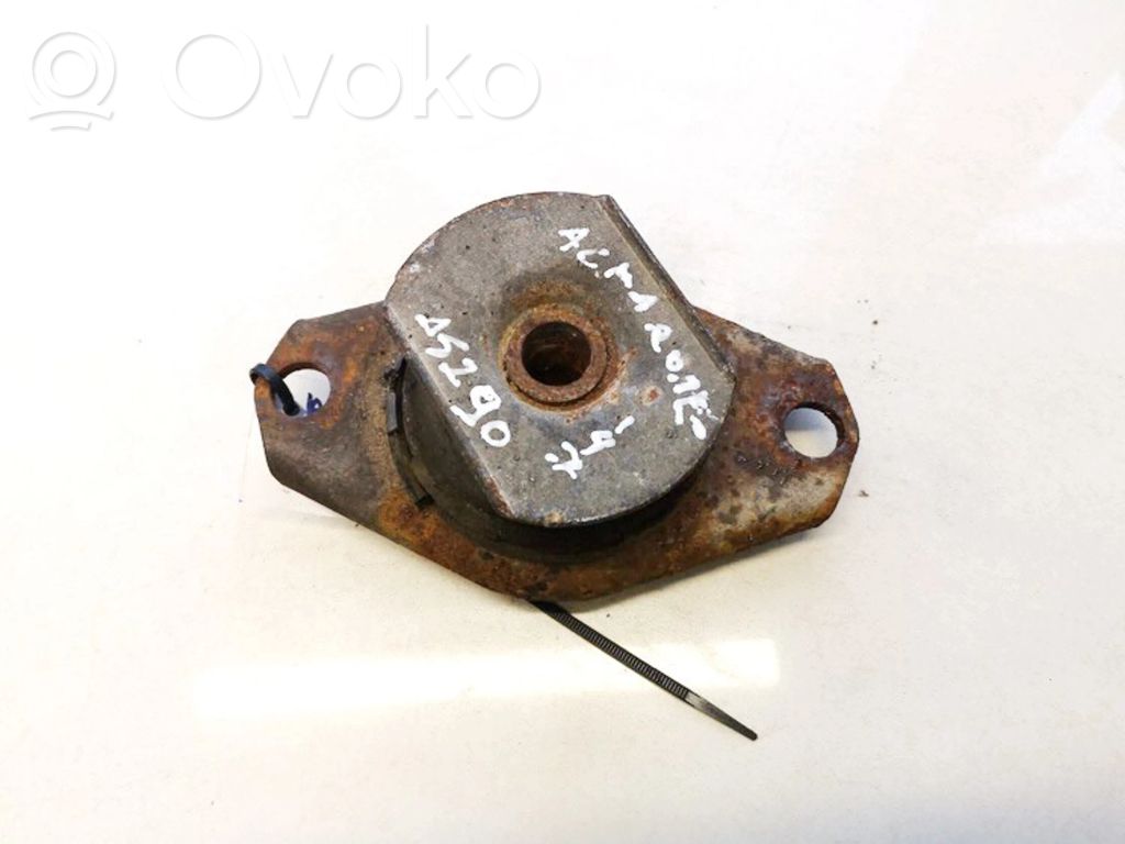 Alfa Romeo 147 Engine mount bracket 