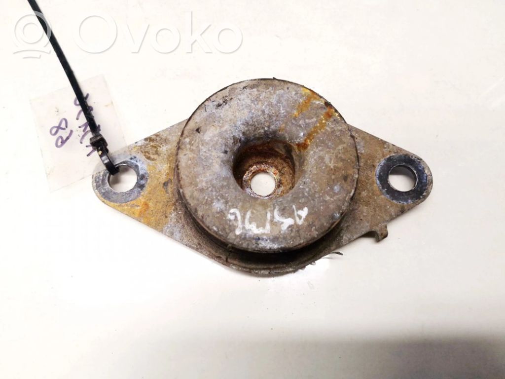 Renault Laguna I Engine mount bracket 