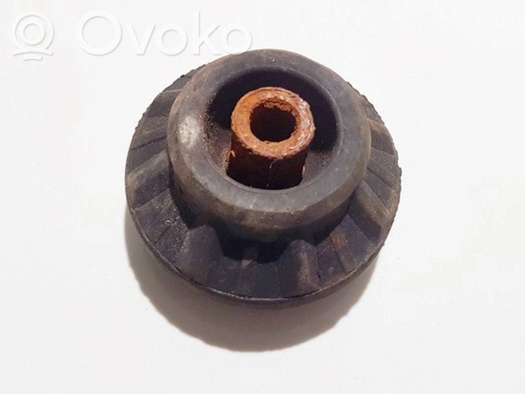 Volkswagen Golf III Supporto di montaggio della molla elicoidale