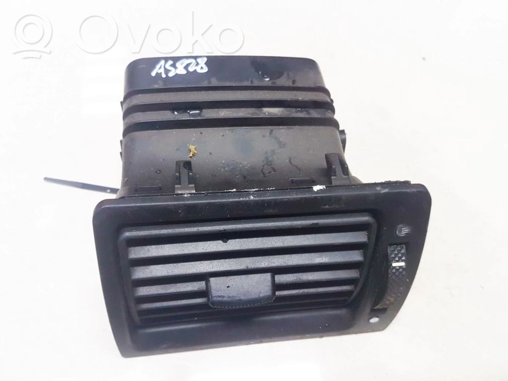 Ford Mondeo Mk III Griglia di ventilazione centrale cruscotto 