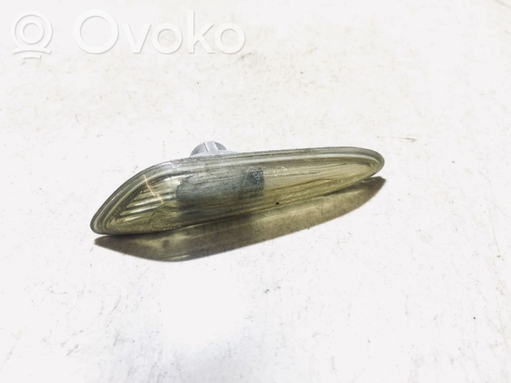 Front fender indicator light   4166L,716591501,4166L,716591501