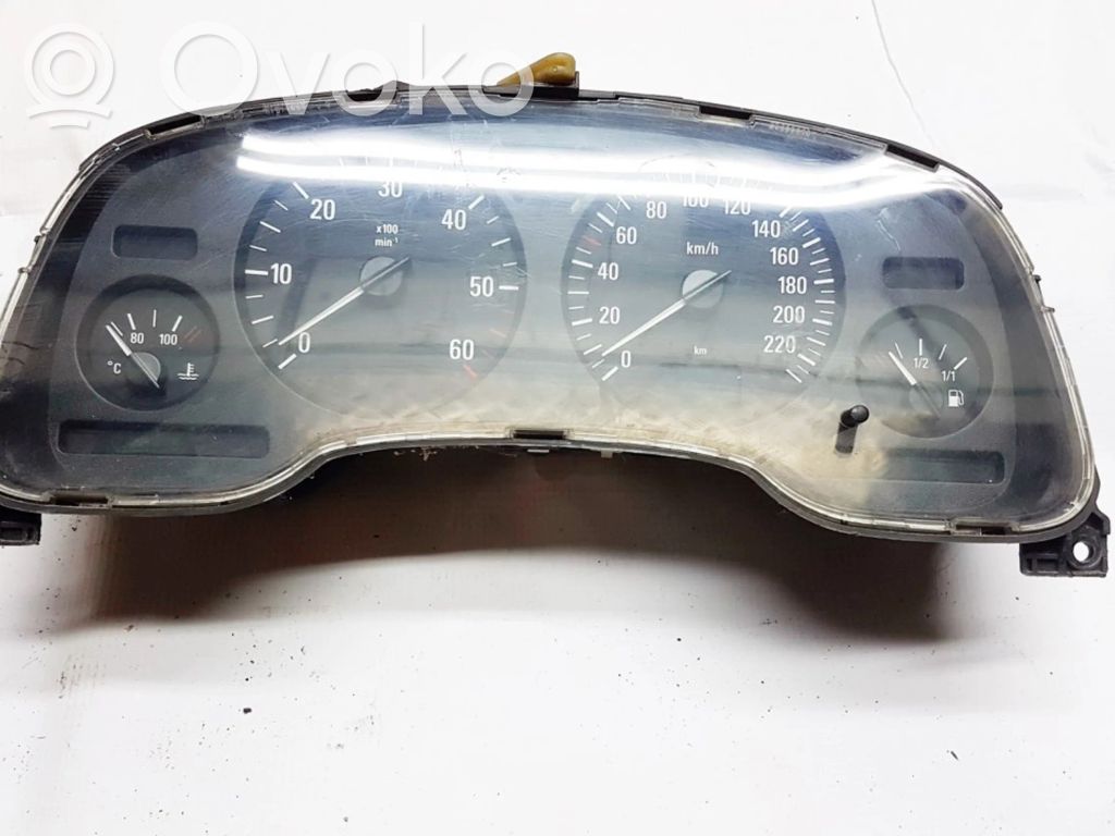 Opel Astra G Nopeusmittari (mittaristo) 