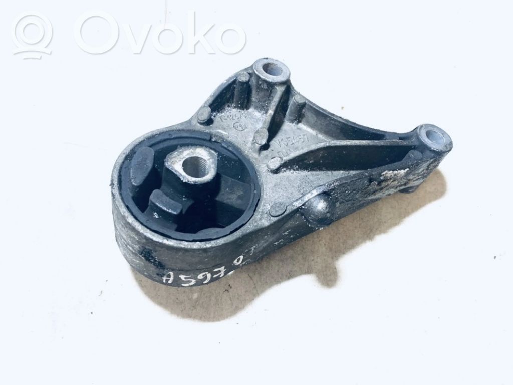 Opel Astra H Engine mount bracket 