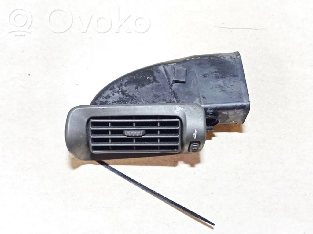 Grilă ventilație centrală   9158448,9158448