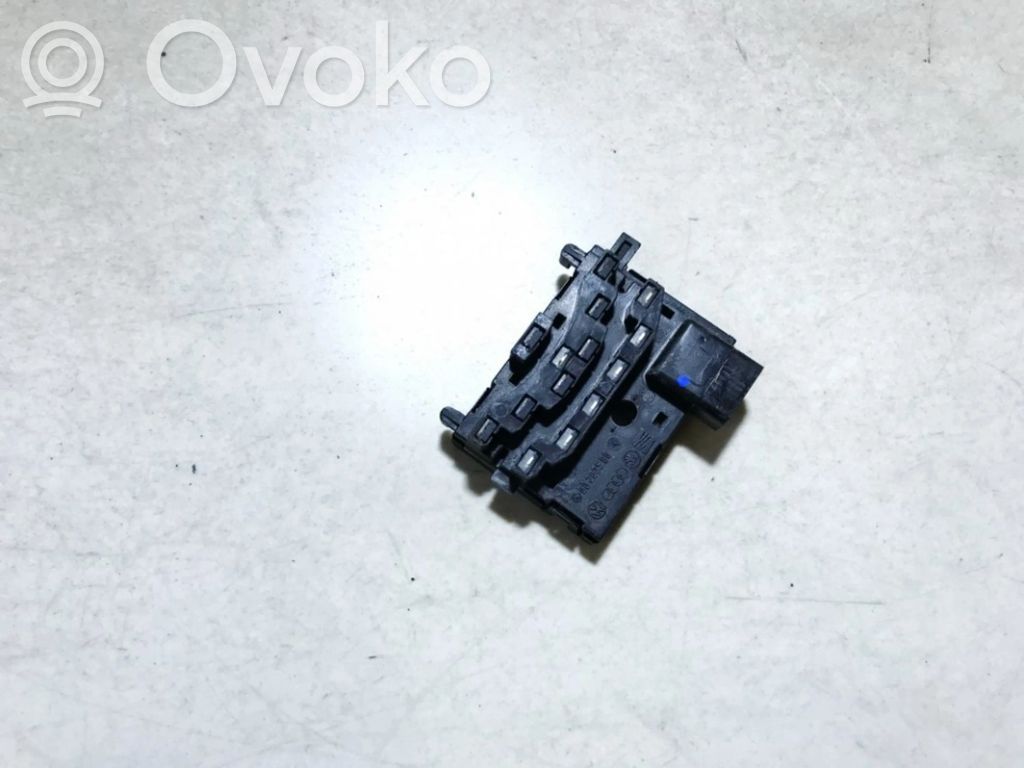 Volkswagen Jetta V Maniglia/leva di regolazione del volante 