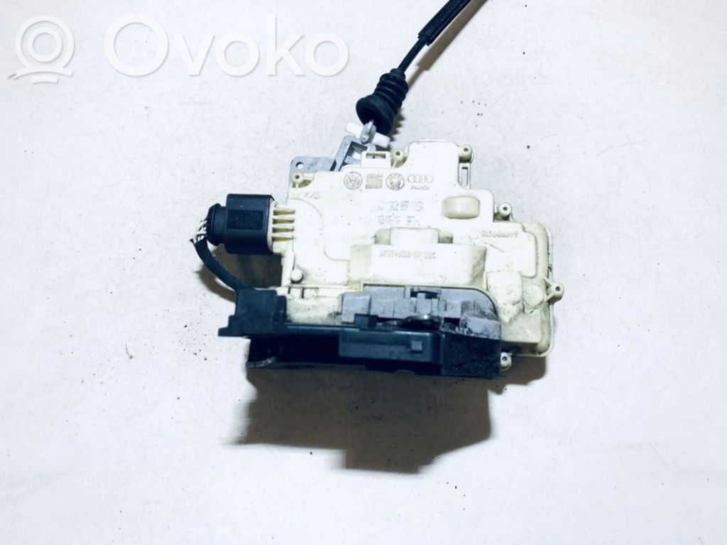 Volkswagen PASSAT B6 Încuietoare ușă față 