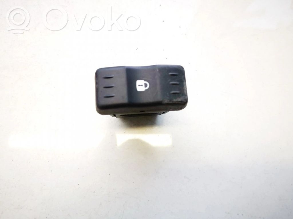 Botón interruptor de bloqueo de puertas   870249,870249