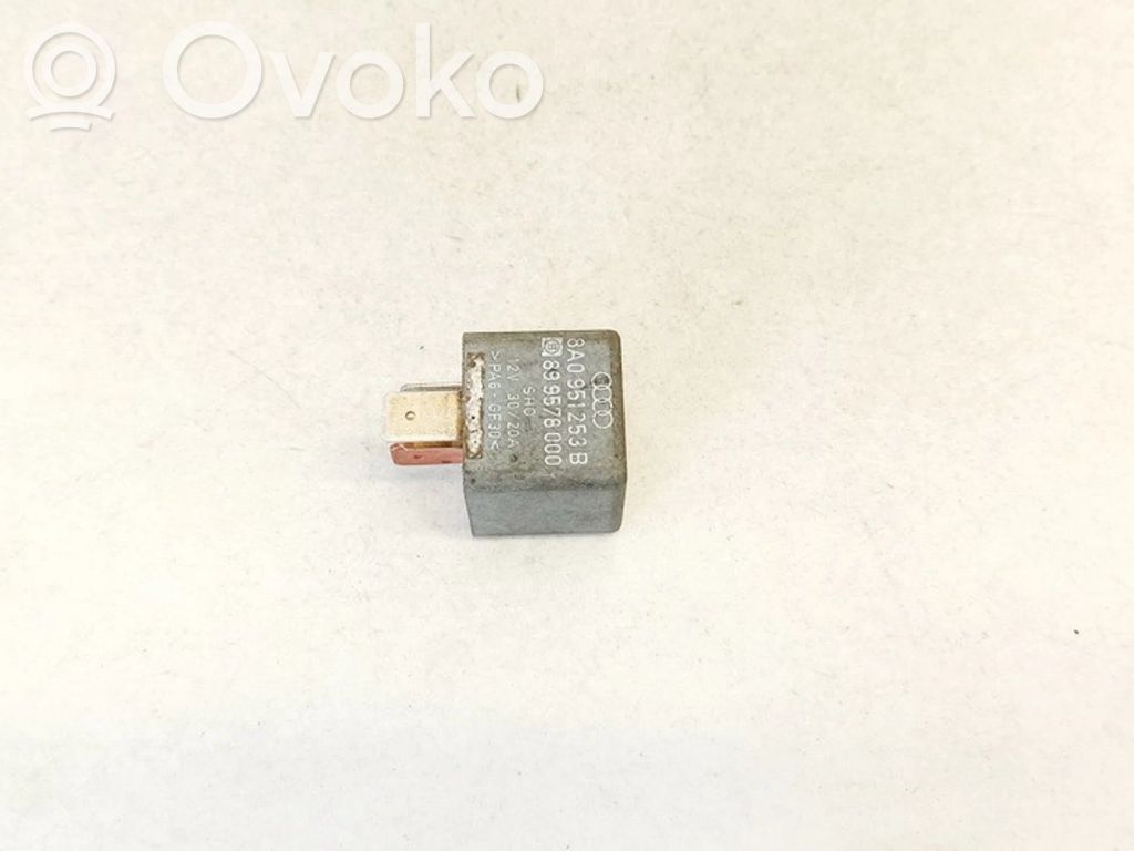 Audi A6 S6 C4 4A Centralina/modulo pompa dell’impianto di iniezione