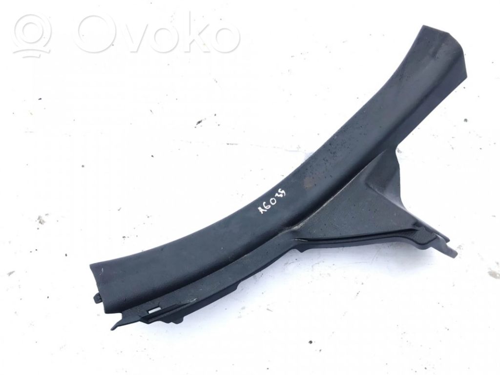 Toyota Yaris Copertura del rivestimento del sottoporta posteriore 
