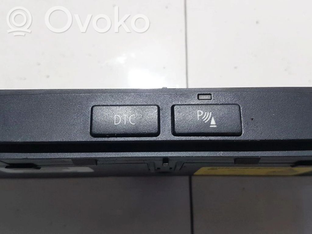Pysäköintitutkan anturin kytkin (PDC)   6952477,13580360,13580360,6952477