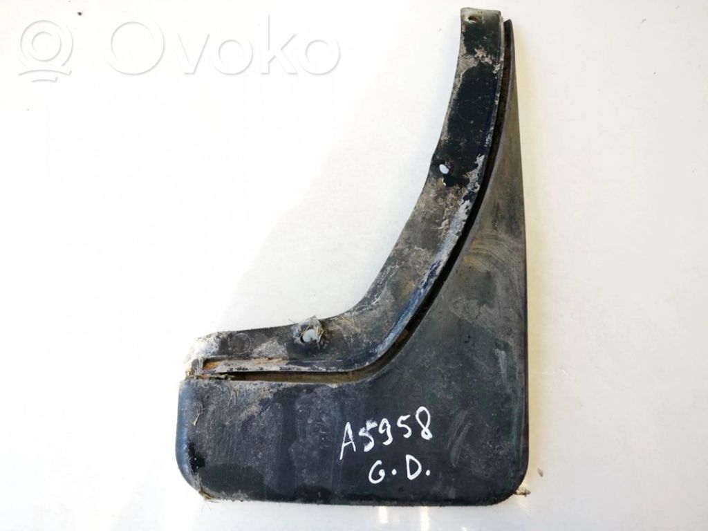 Skoda Octavia Mk1 (1U) Takaroiskeläppä 
