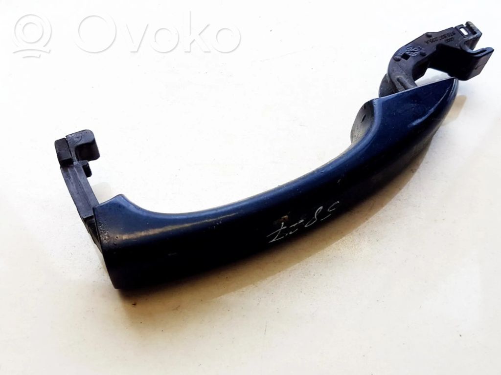 Manecilla externa puerta delantera   8T0837205A,8T0837205A