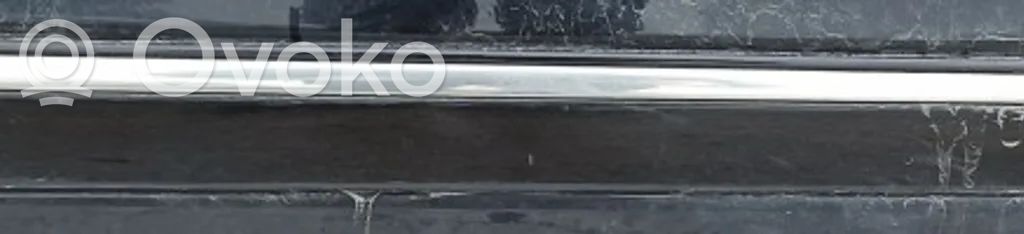 Mercedes-Benz E W211 Listwa drzwi 