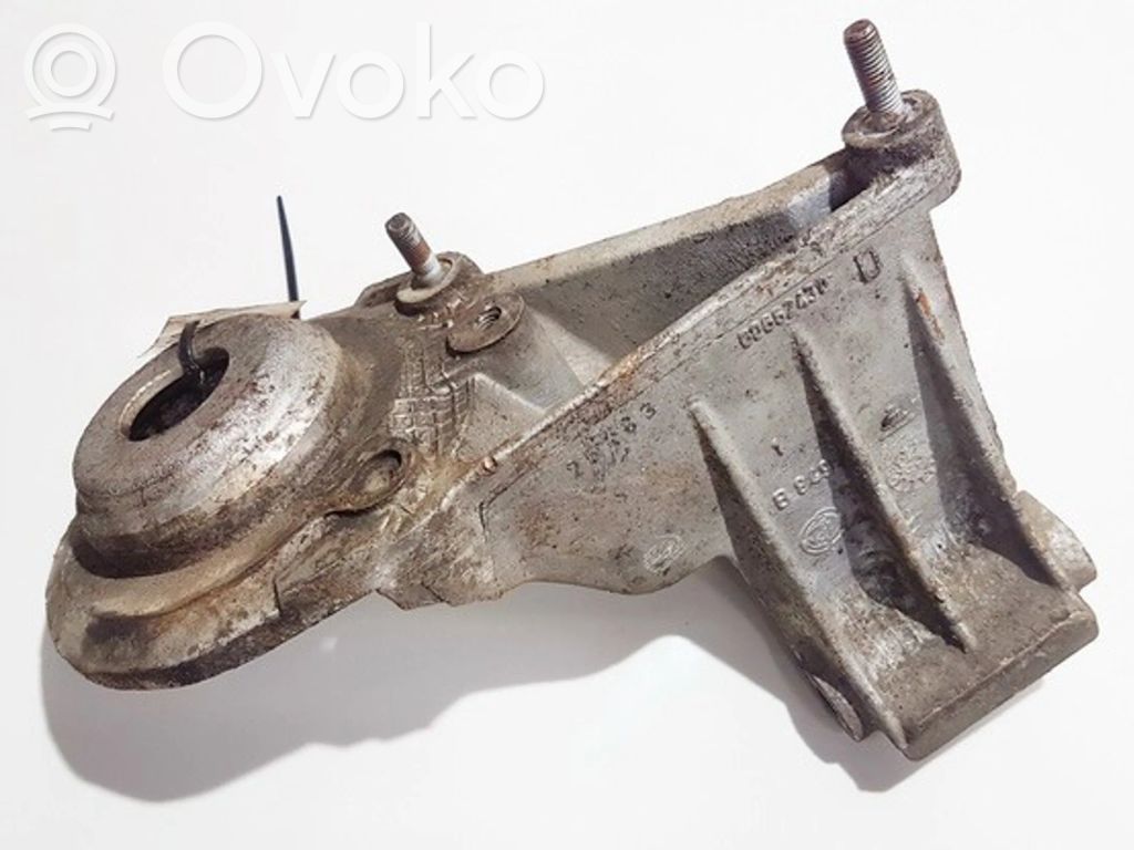Engine mounting bracket   60662430,60662430