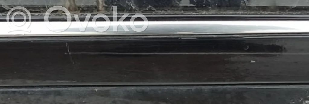 Mercedes-Benz E W211 Rivestimento portiera posteriore (modanatura)
