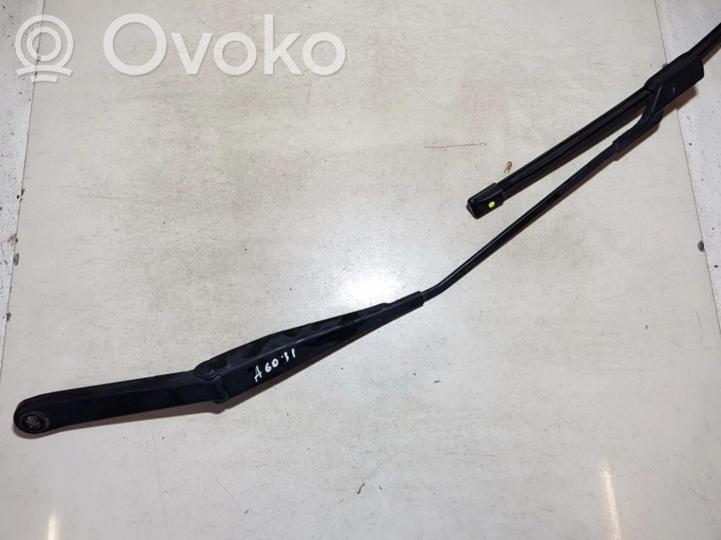 Ford Kuga I Wischerarm vorne 