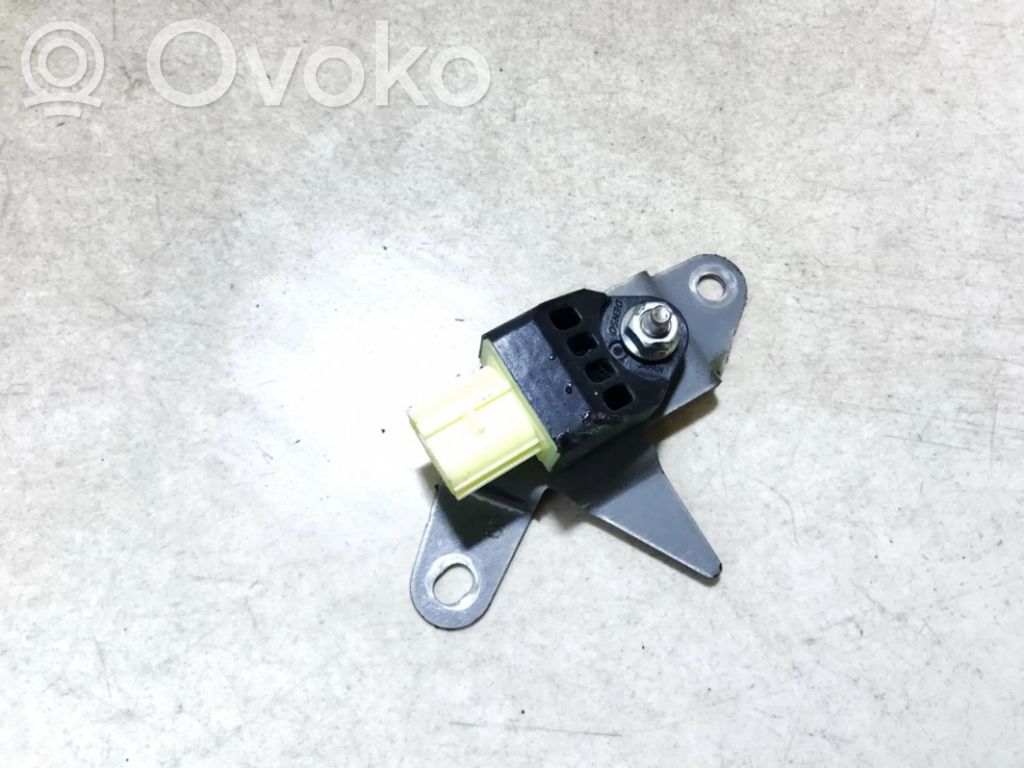 Sensor impacto/accidente para activar Airbag   98235AG070,98235AG070