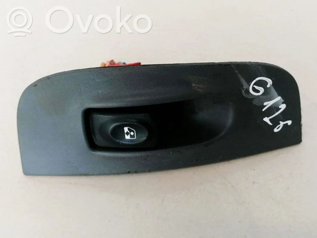 Renault Megane I Interruptor del elevalunas eléctrico 