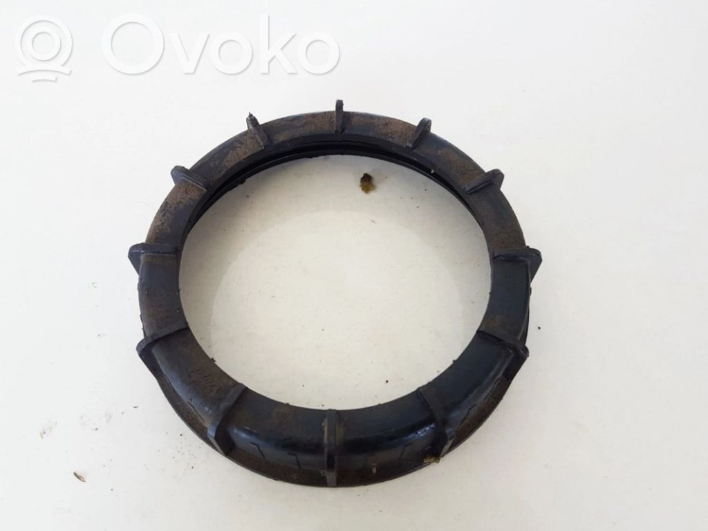 Ford Mondeo MK IV Bague de verrouillage pour réservoir de carburant