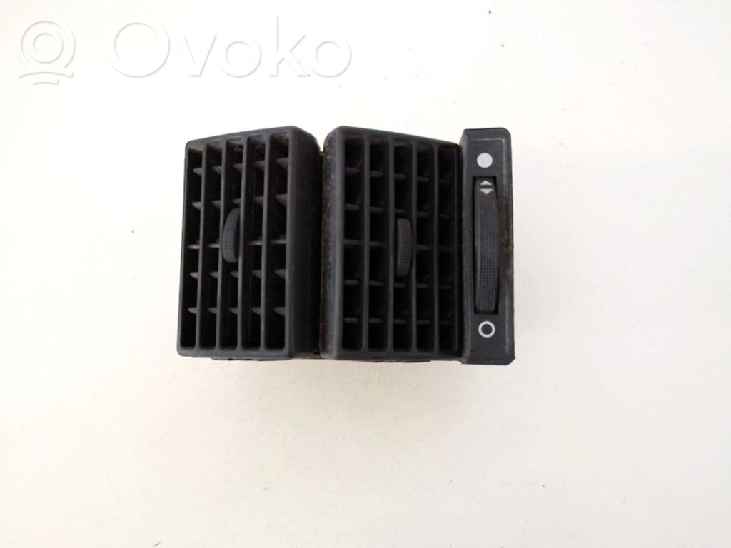 Audi 80 90 S2 B4 Rejilla de ventilación central del panel 