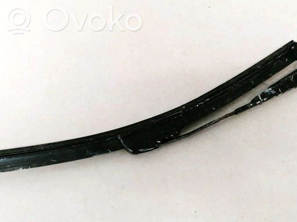 Subaru Impreza II Wischerarm Heckscheibe 