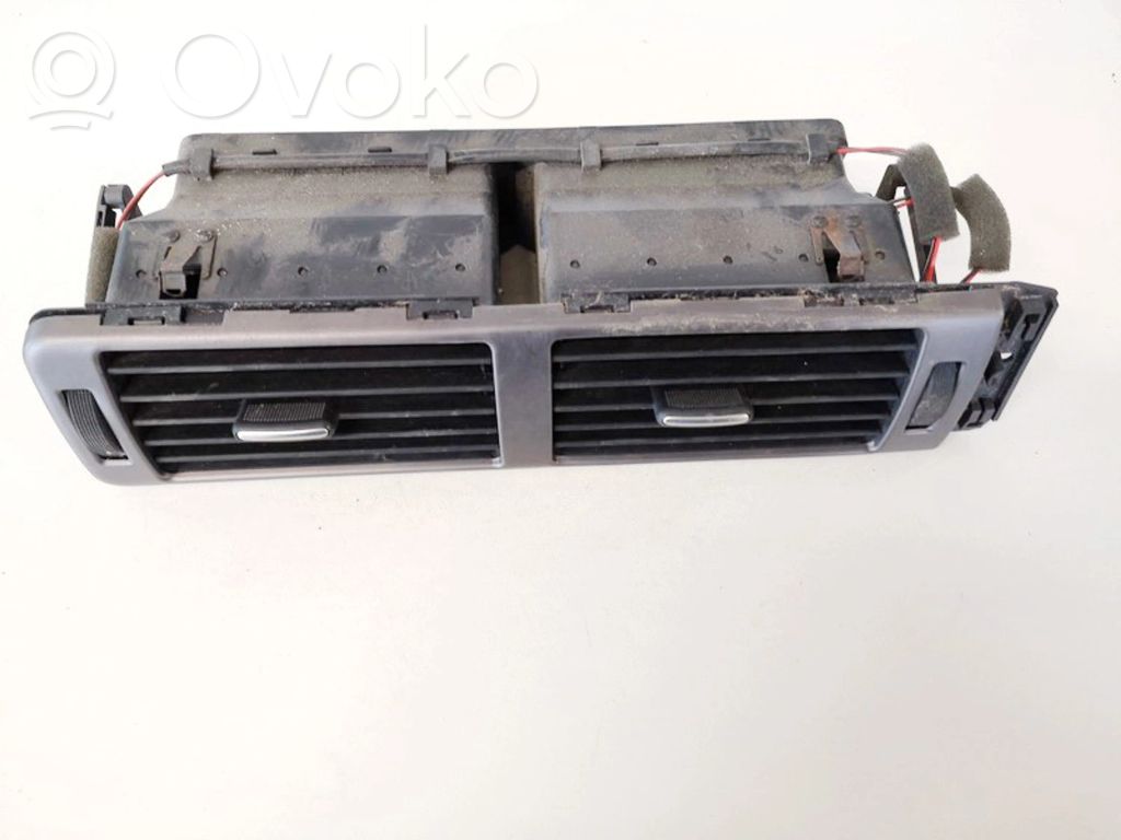 Rejilla de ventilación central del panel   4B1820951,4B1820951