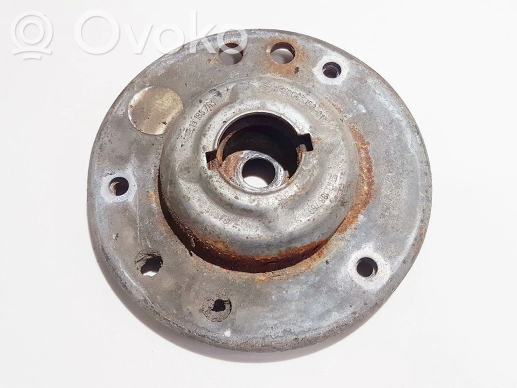Opel Vectra C Kierrejousen kiinnitys 