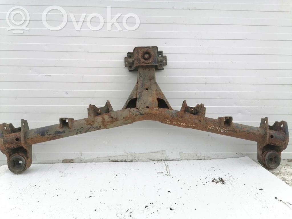 Hyundai Trajet Cadru auxiliar spate