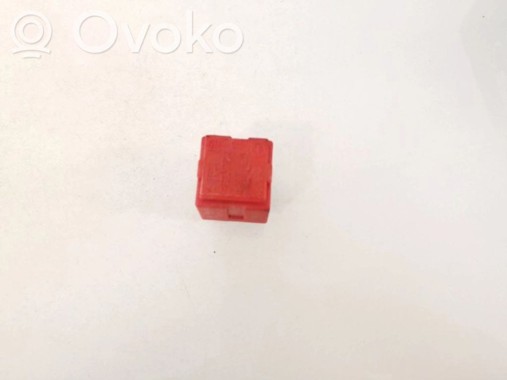 Opel Vectra C Alte relee 