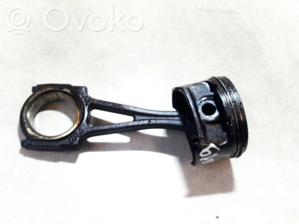 Opel Corsa D Kolben mit Pleuel 