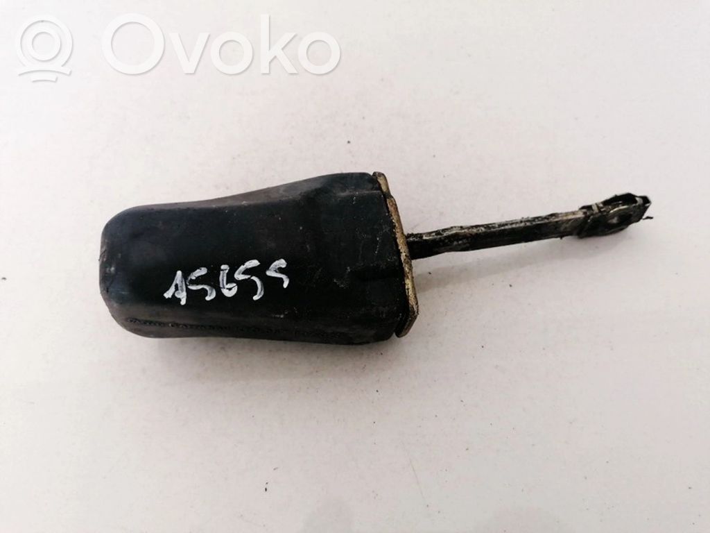 Volkswagen PASSAT B3 Etuoven pidätin 