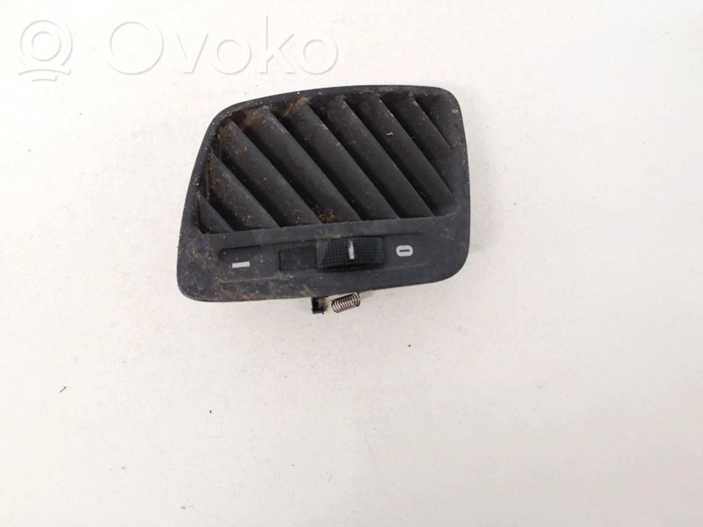 Audi A6 S6 C5 4B Rejilla de ventilación central del panel 