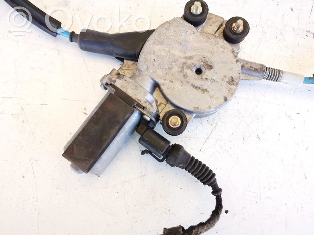 Alfa Romeo 147 Motor del regulador de la ventanilla de la puerta delantera