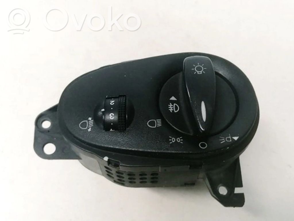 Ford Focus Light switch 