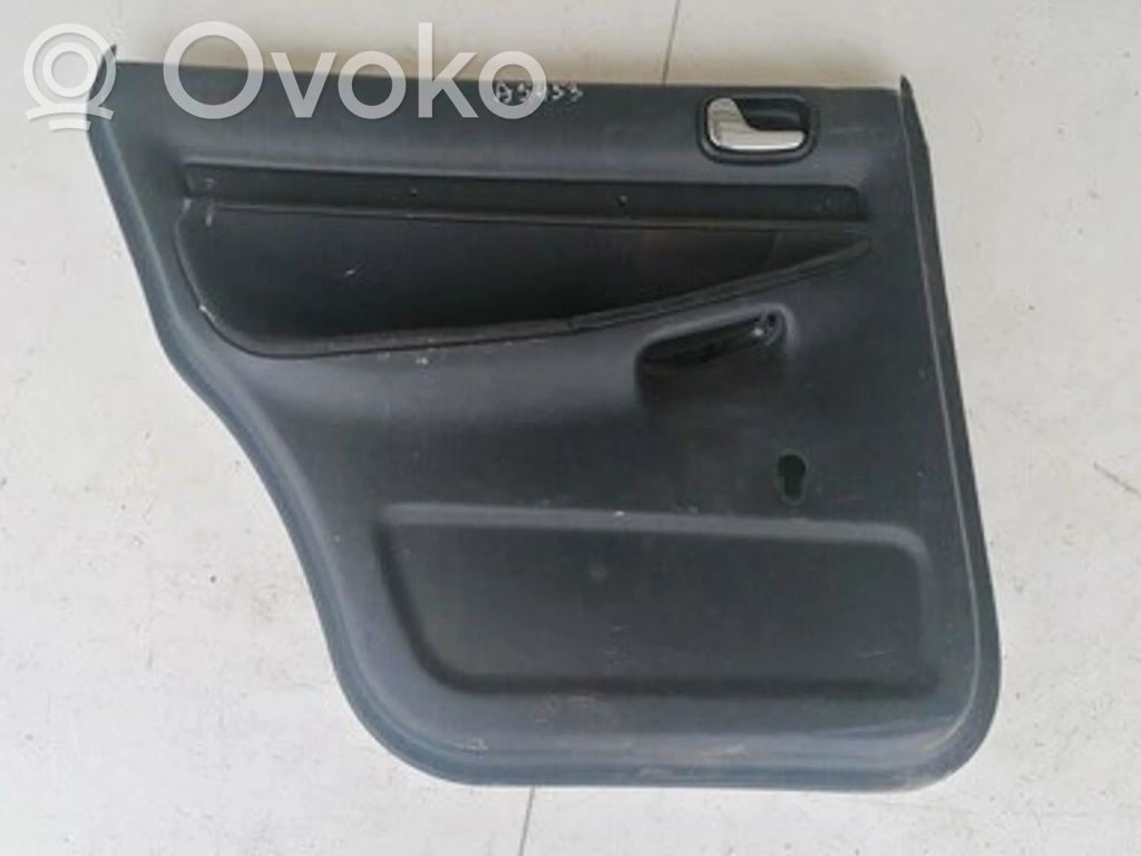 Audi A4 S4 B5 8D Apšuvums aizmugurējām durvīm 