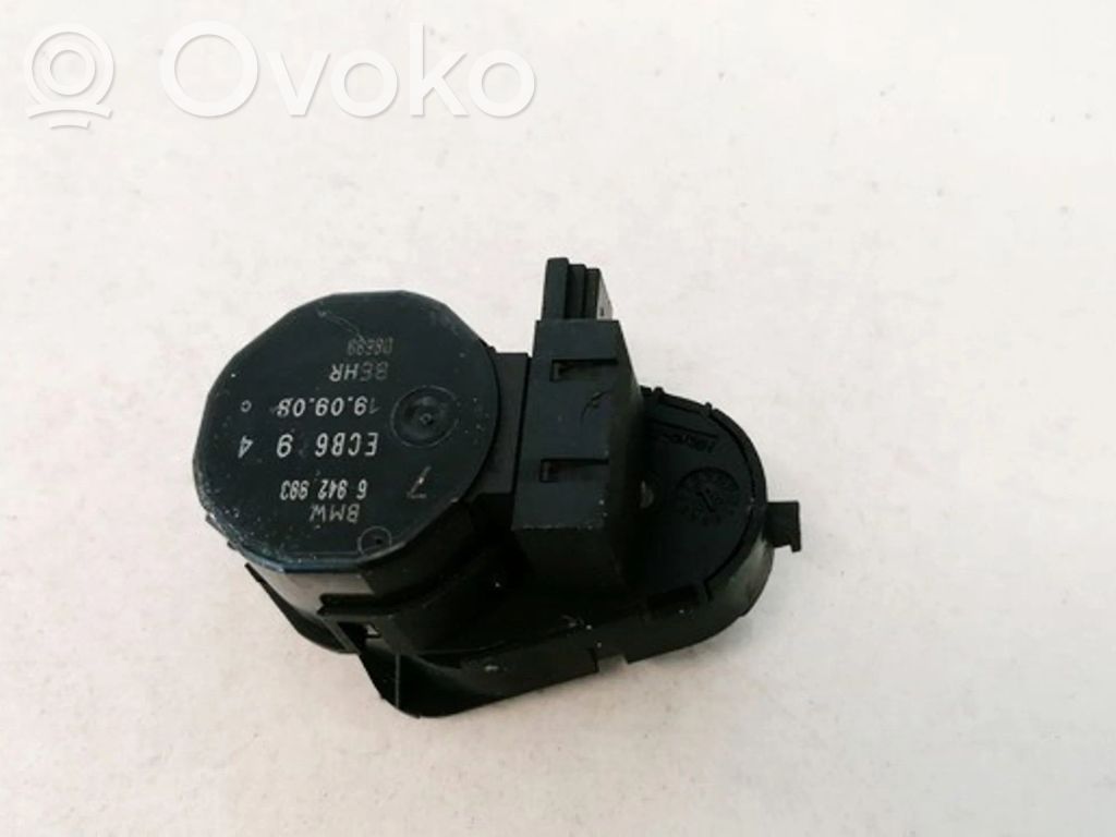 Oro sklendės varikliukas   6942993,D8689,6942993,D8689