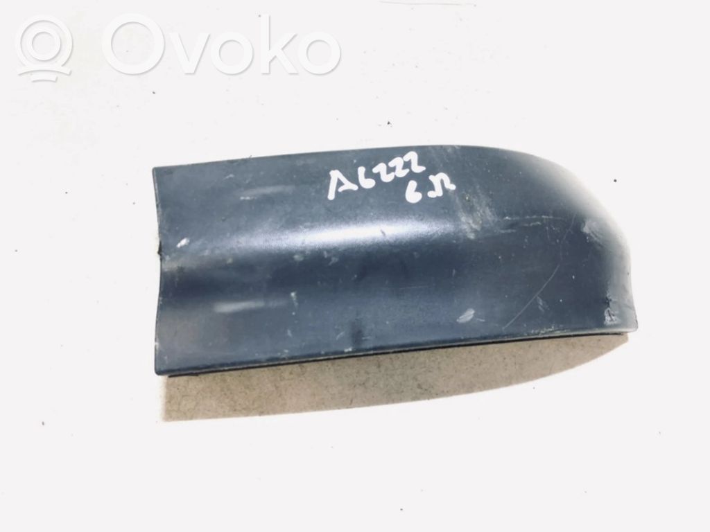 Opel Zafira A Rivestimento modanatura del faro posteriore 
