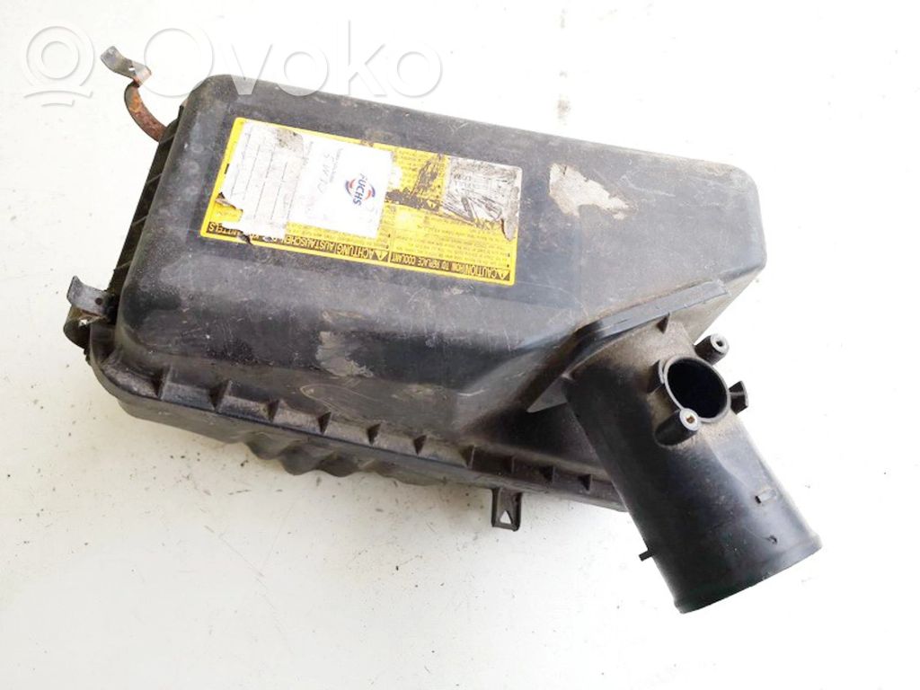 Toyota Avensis T220 Caja del filtro de aire 
